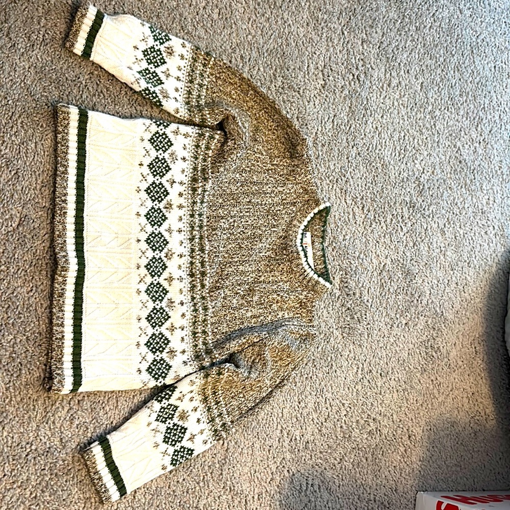 B.t kids sweater size T